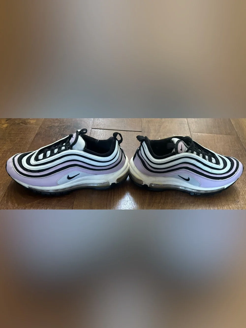 Nike air max 97 girl youth shoes sneakers  Size 6.5Y youth/8 woman